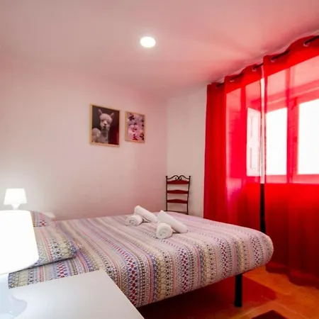 Virginia - Surf Camp Peniche